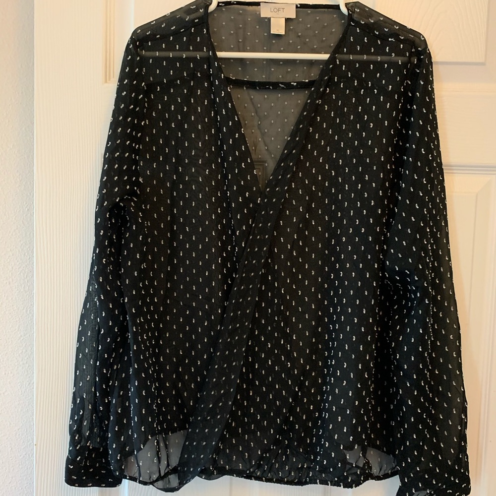 🎉💕Three for $23💕🎉Sheer blouse